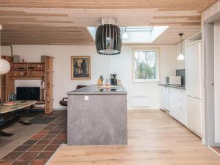 8 person holiday home in Blåvand - 2