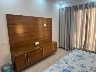 A hidden gem offering, peace and tranquility- 2BHK - 6