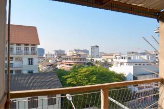 Aroma Hostel Vientian - 2