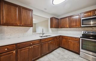 Spacious bungalow near Dallas City Center - 2