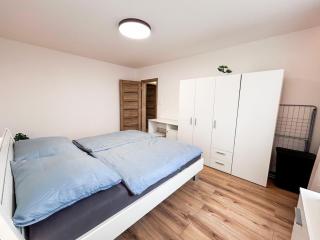 Green Oasis Apartment - 5