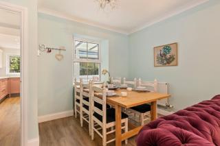 3 Somerset Place - Heart of Tenby Close to the Beach - 9