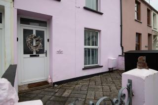 3 Somerset Place - Heart of Tenby Close to the Beach - 1