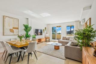 Casa Marina - Estepona Port Sleeps 6 Sea Views - 2