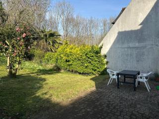 Charming house near city center and beaches - 6