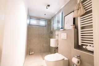 Luxus Studio - vollmöbliert - zentral - kliniknähe - 2