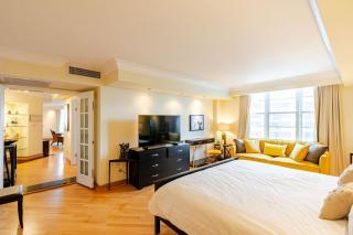 Spacious 2BR Oceanfront Condo with Beach Access - 5
