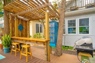 Treasure Island Beach Time Sleeps 22 - 5