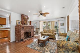 Treasure Island Beach Time Sleeps 22 - 2