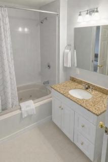 One Bed Condo Unit near Acadia National Park - 5