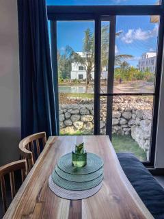 Your getaway in nature! Private garden & pool view - 9