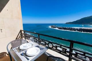 Ocean views in the center - 7