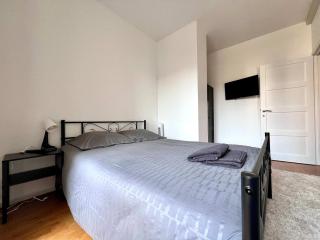 Family Cosy Apartment for up to 9 guests near Brussels Midi Station - 8