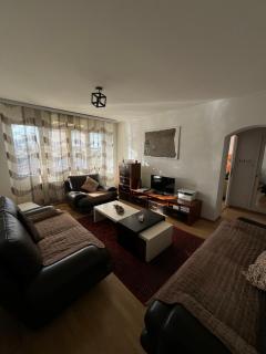 Central View Apartment Prishtina - 6