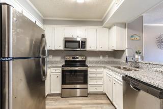 Ocean View All-New Beach Suite at Tilghman Top Location - 8