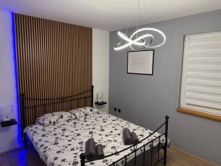 Manolo house with jacuzzi & pool - 1