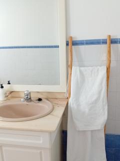 El ático de Charly, 1 minuto metro - 7