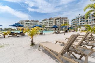 Resort with Crystal Clear Lagoon Beach Type, 1 level - 6