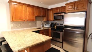 Broadway Beach Retreat Unit 4 - 1