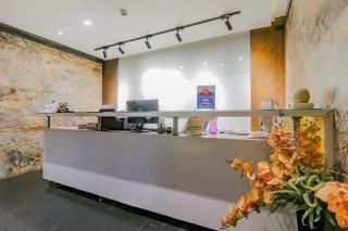 Hotel O Langford Suites - 1