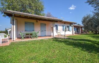 Awesome Home In Pescia Romana - 9