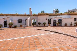 Modern apartment in Cabopino port - 4