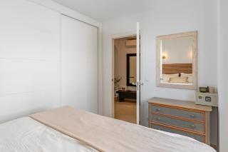 Modern apartment in Cabopino port - 1