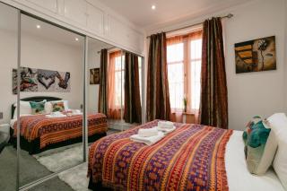 The Summit West End- Elegant Apartment with Free Parking in Prime Location - 8