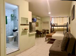 Studio 210A Cartagena Bocagrande Pool & 1 block from the beach - 7