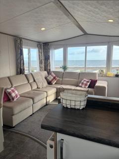 Craig Marian, The Beach Holiday Park - 9