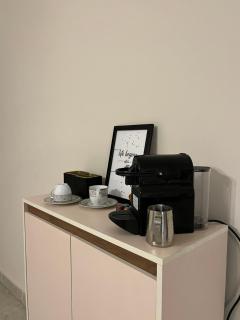 Quiet Comfy Stay - 5