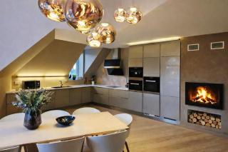 High-End 3BR Penthouse Private Rooftop Terrace - 9