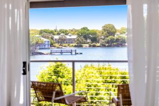 Lagoon View - Luxury Villa with Resort Facilities - 2