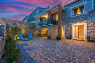 Villa with Pool in Grizane 45280 - 2