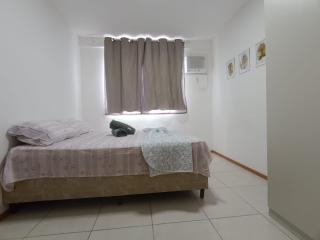 Apê Praia de Itaparica Ao Lado Do Mar 2 qtos sendo 1 suite ar condicionado Piscina - 4