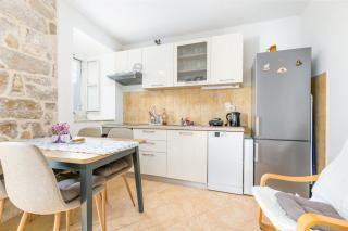 Seaside holiday house Maslinica, Solta - 23838 - 3