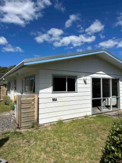 Guest House 1 min to the beach - 1