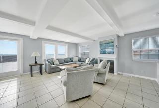 Rooftop Deck with Stunning 360 Beach Views condo - 2
