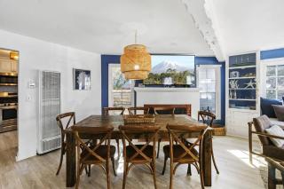 Adorable Beach House with Lots of Outdoor Space home - 4
