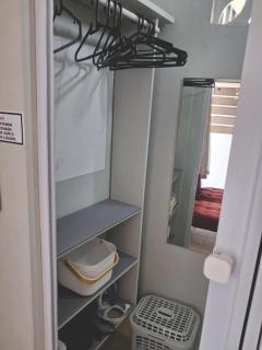 Kitnet Stilo Loft com Ar Condicionado e Cozinha - 3