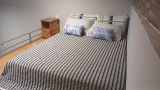 Kitnet Stilo Loft com Ar Condicionado e Cozinha - 9