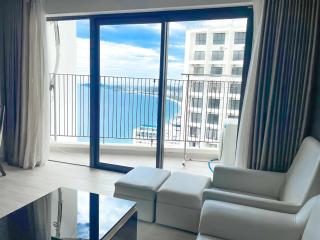 Gold Coast Apartment Nha Trang - Ocean View Balcony - 4
