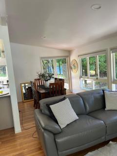 Lakefront on Acacia Bay - 8