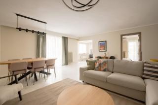 Spacious Elegant Luxurious Central - 1