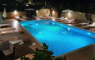 Beautiful Apartment In Ricadi With Swimming Pool - 2