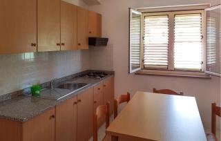 Beautiful Apartment In Ricadi With Swimming Pool - 8