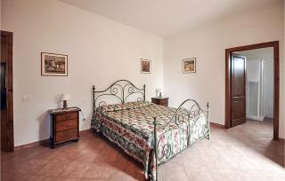 Awesome Apartment In Montecatini Val Di Cecina With Sauna - 5