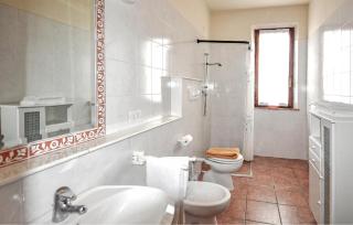 Awesome Apartment In Montecatini Val Di Cecina With Sauna - 4