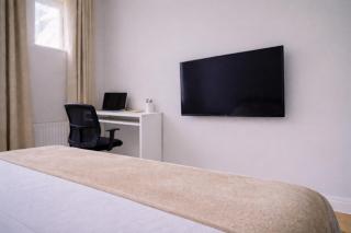 Serviced 2 Bed Brixton Apartment Free Gated Parking Long Stays - 6