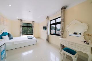 Cat Ba Flora Hotel - 2